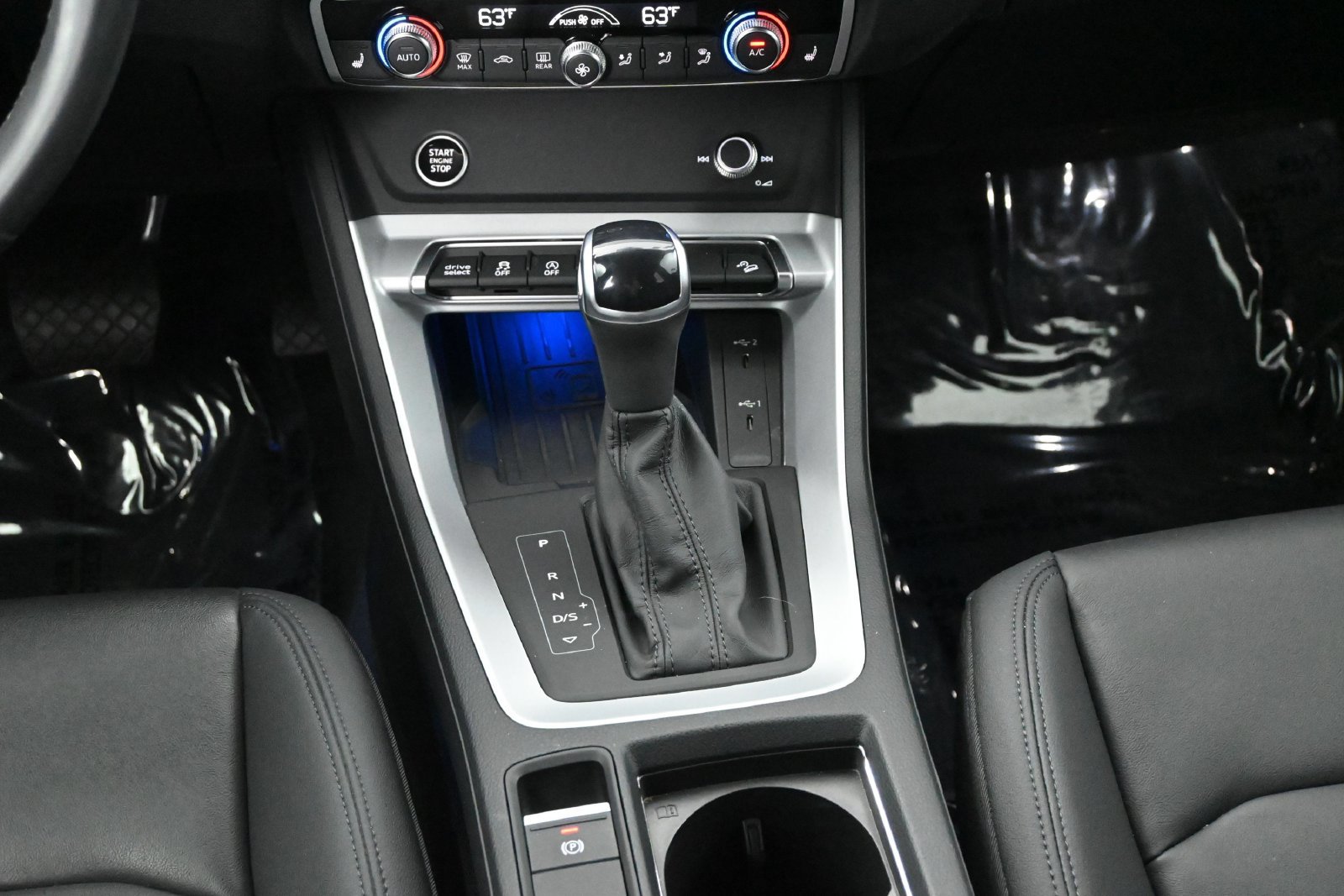Used 2024 Audi Q3 2.0T Premium Plus AWD/4WD image 16
