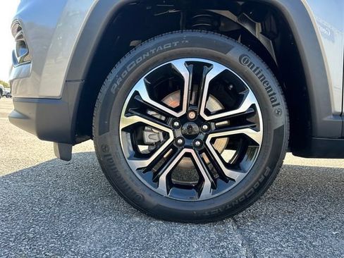 Used 2022 Jeep Compass Limited AWD/4WD image 10