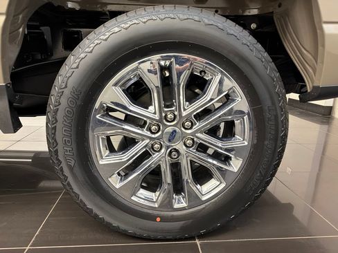 New 2026 Ford F150 Lariat w/ Equipment Group 501A Mid AWD/4WD image 7