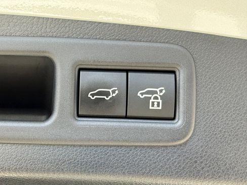Used 2025 Lexus RX 350 FWD w/ Accessory Package image 14
