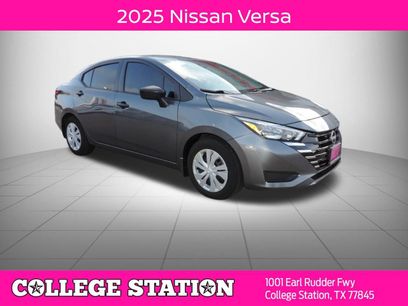 Used 2025 Nissan Versa S w/ Trunk Package