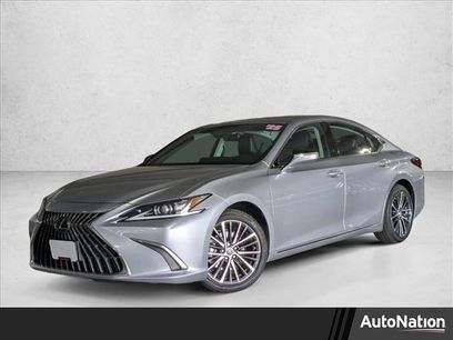Used 2025 Lexus ES 300h w/ Premium Package