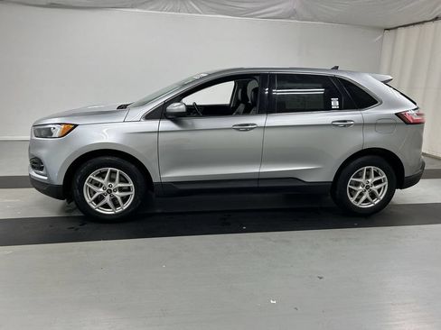 Used 2024 Ford Edge SEL AWD/4WD image 6