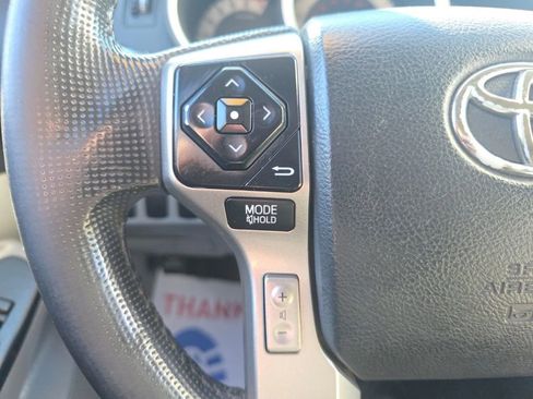 Used 2015 Toyota Tacoma PreRunner image 19