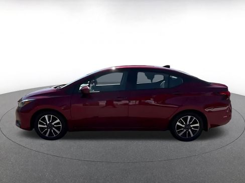 Used 2025 Nissan Versa SV w/ Trunk Package FWD image 9
