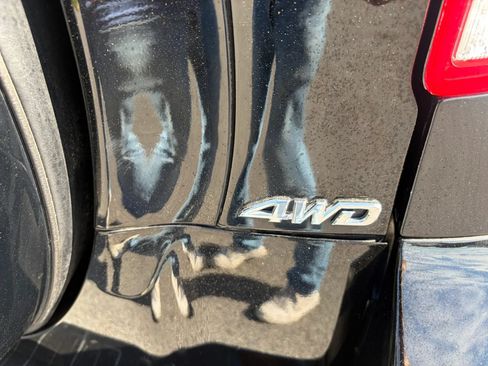 Used 2011 Toyota RAV4 4WD V6 w/ Tow Prep Pkg image 24