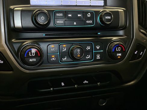 Used 2017 Chevrolet Silverado 1500 LT w/ All Star Edition image 10