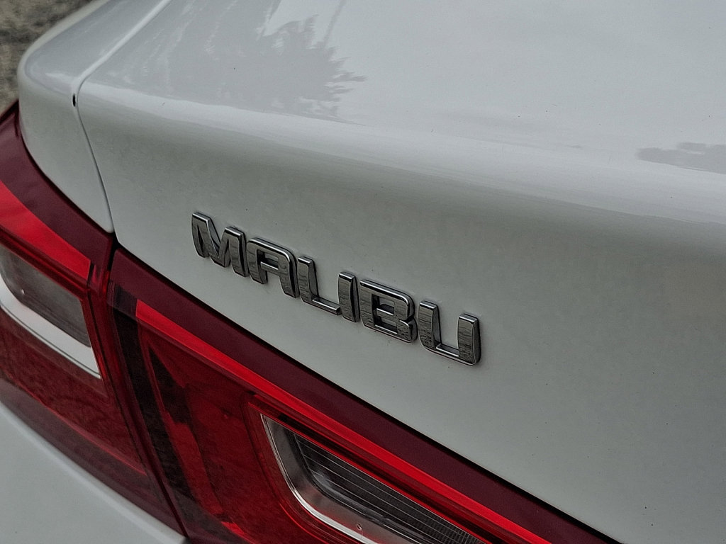 Used 2024 Chevrolet Malibu LT FWD image 17