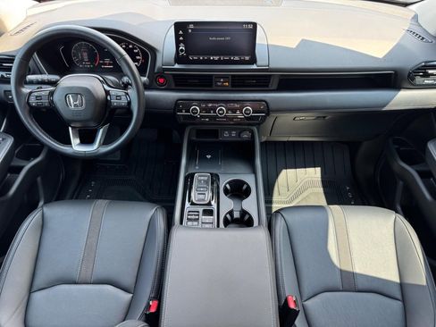 Certified 2025 Honda Pilot EX-L image 12