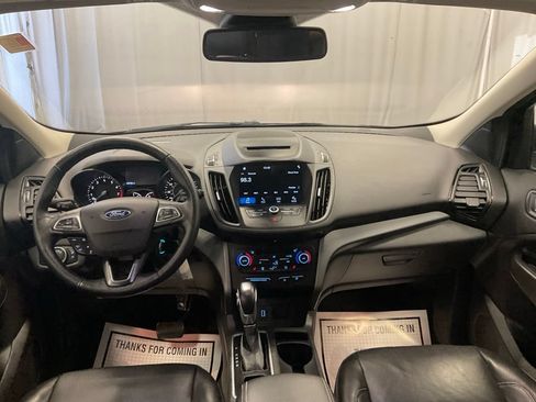 Used 2018 Ford Escape SEL w/ Ford Safe & Smart Package AWD/4WD image 4