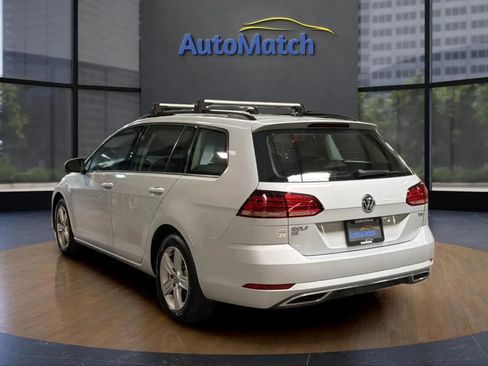 Used 2018 Volkswagen Golf SE FWD image 8