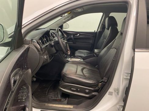 Used 2017 Buick Enclave Leather image 9