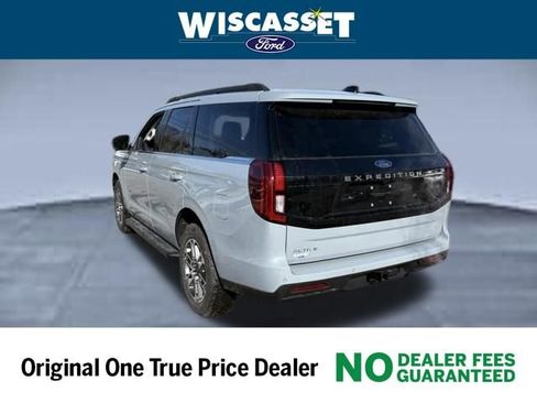 New 2026 Ford Expedition Active image 21
