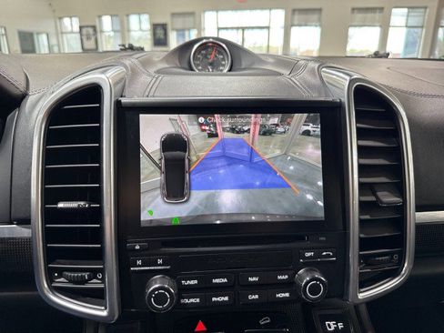 Used 2017 Porsche Cayenne GTS w/ Premium Package image 77