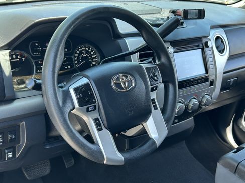 Used 2019 Toyota Tundra SR5 AWD/4WD image 27