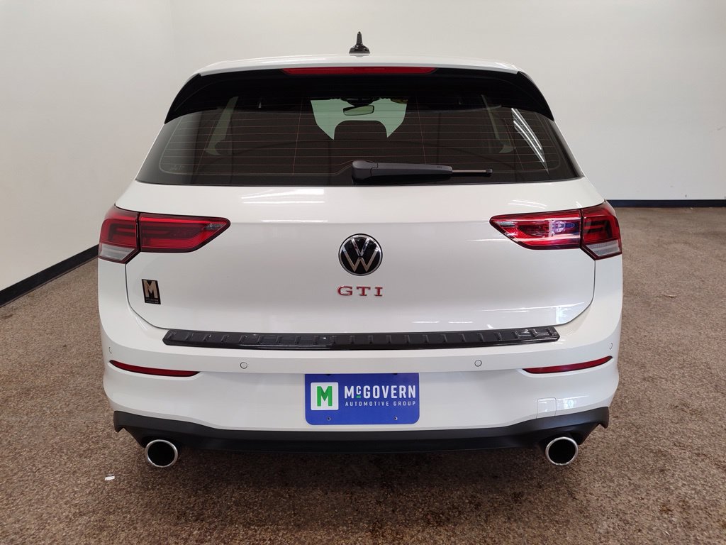 Used 2025 Volkswagen GTI SE FWD image 5