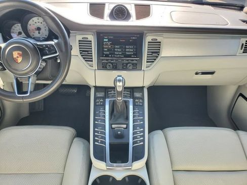 Used 2015 Porsche Macan S AWD/4WD image 29