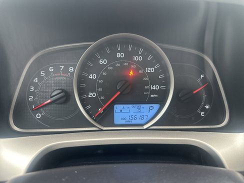 Used 2015 Toyota RAV4 XLE AWD/4WD image 4