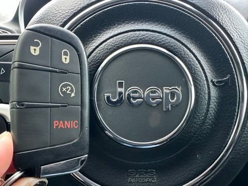 Certified 2020 Jeep Compass Latitude image 45