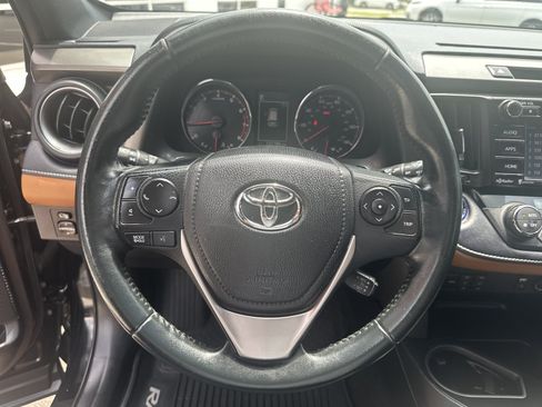 Used 2016 Toyota RAV4 SE AWD/4WD image 11