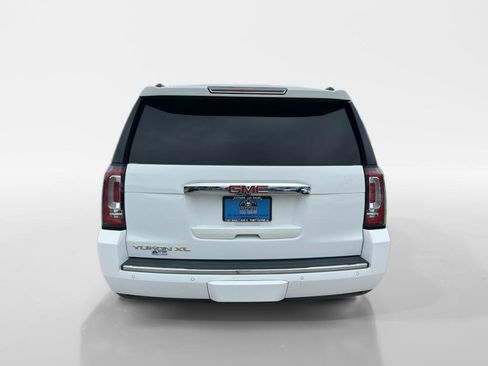 Used 2019 GMC Yukon XL Denali AWD/4WD image 4