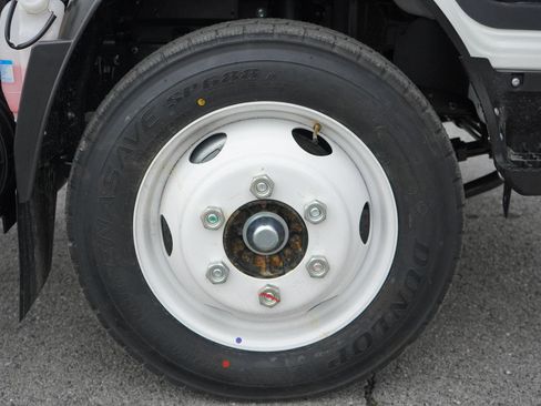 New 2025 Chevrolet Low Cab Forward image 12