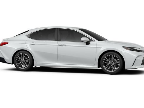 New 2026 Toyota Camry XLE AWD/4WD image 13