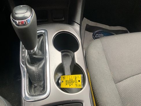 Used 2016 Chevrolet Cruze LT w/ Convenience Package image 10