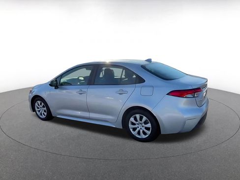 Used 2025 Toyota Corolla LE image 10