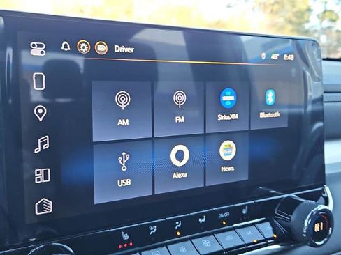 Certified 2025 Chevrolet Colorado LT image 12