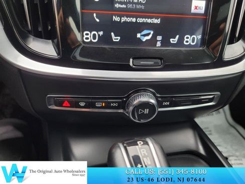 Used 2019 Volvo S60 T5 Momentum w/ Premium Package image 17