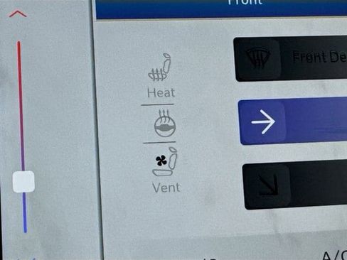 New 2025 Jeep Wagoneer L Series II image 24