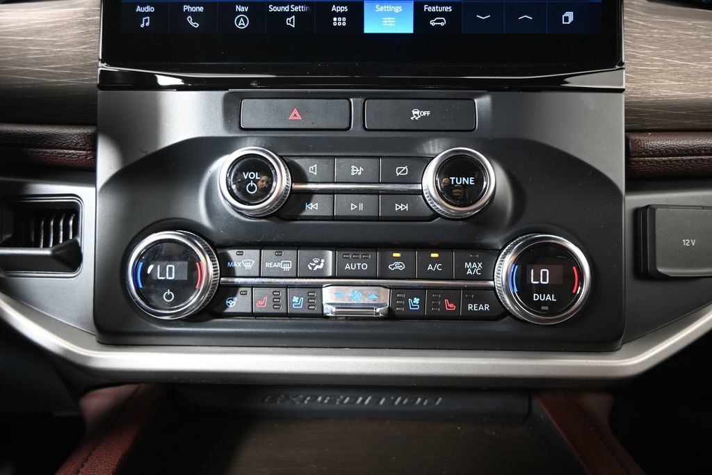Used 2022 Ford Expedition Max Limited AWD/4WD image 31