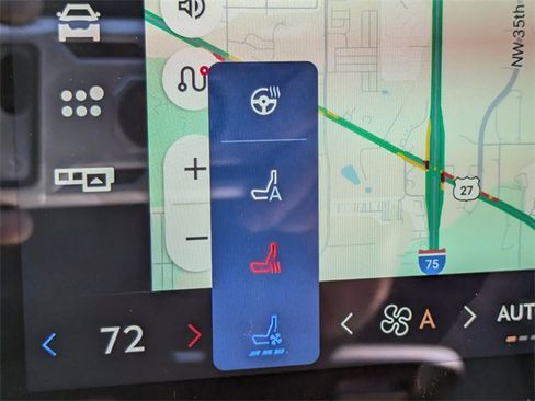 New 2025 Lincoln Navigator Black Label image 24