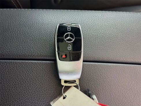 Used 2024 Mercedes-Benz G 550 image 21