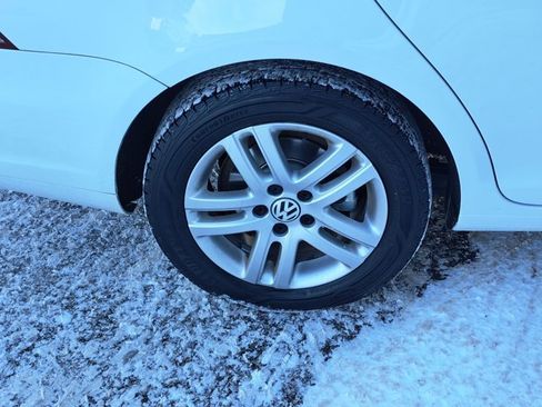 Used 2014 Volkswagen Jetta TDI image 8