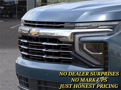 New 2026 Chevrolet Suburban LT w/ Comfort Package image 13