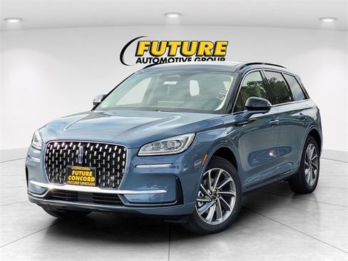 New 2025 Lincoln Corsair Grand Touring w/ Equipment Group 302A image 2