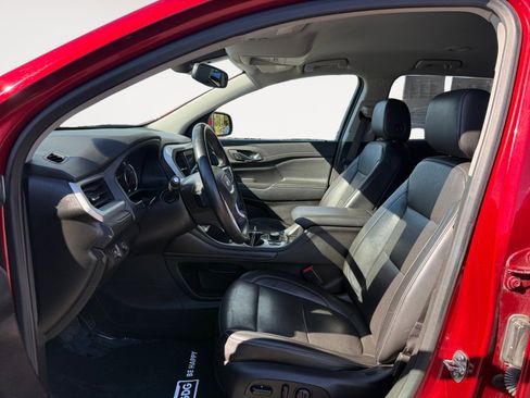 Used 2023 GMC Acadia SLT image 10