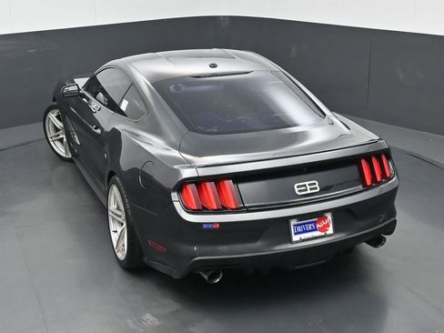 Used 2016 Ford Mustang Premium RWD image 30