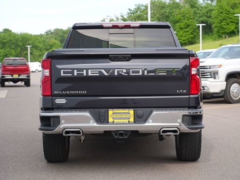 Certified 2023 Chevrolet Silverado 1500 LTZ w/ LTZ Premium Package AWD/4WD image 4