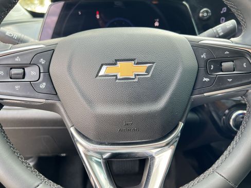 Certified 2024 Chevrolet Trax LT w/ Driver Confidence Package image 16