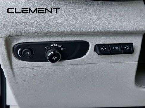 Used 2022 Buick Envision Avenir w/ Technology Package II AWD/4WD image 14