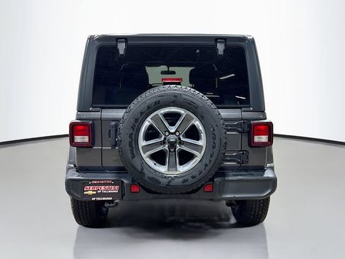 Used 2021 Jeep Wrangler Unlimited Sahara w/ Cold Weather Group image 8