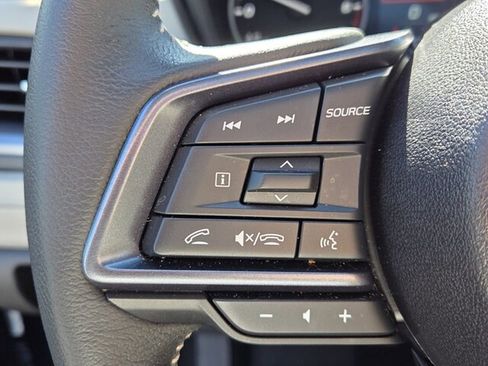 Used 2025 Subaru Forester Limited image 27