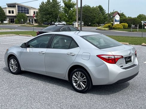 Used 2014 Toyota Corolla LE FWD image 6