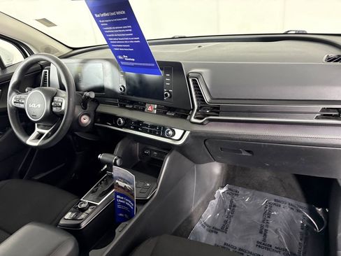 Used 2023 Kia Sportage LX image 34