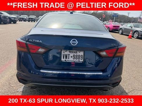 Used 2021 Nissan Altima 2.5 SR w/ SR Premium Package image 17