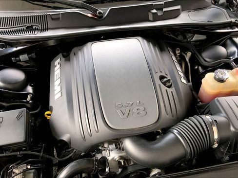 Used 2022 Dodge Challenger R/T w/ Blacktop Package image 32