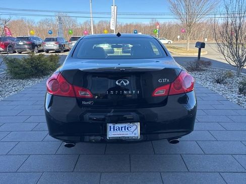 Used 2013 INFINITI G37 x w/ Premium Pkg image 6